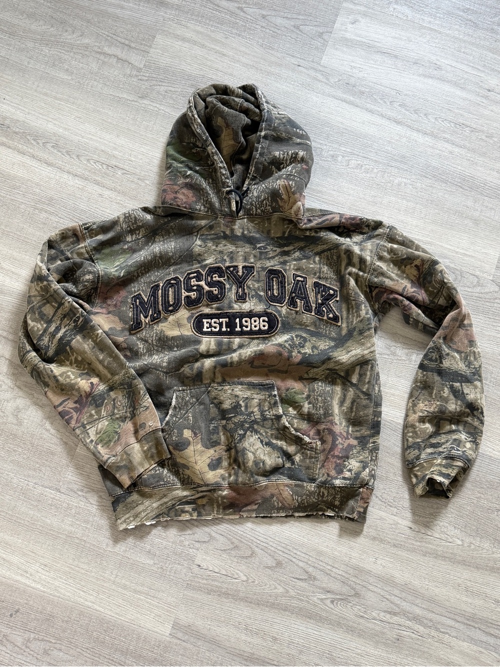 Vintage Mossy Oak Realtree Camo Hoodie in Green and Brown
